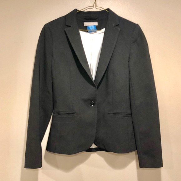 H&M Jackets & Blazers - H&M black fitted blazer
